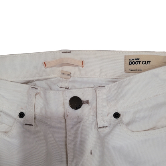 GAP jeans bootcut stretch low rise button zip pockets white ivory tan 28/6 - Picture 3 of 10